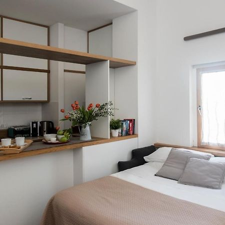 Agora Apartments Sorrento Exterior photo