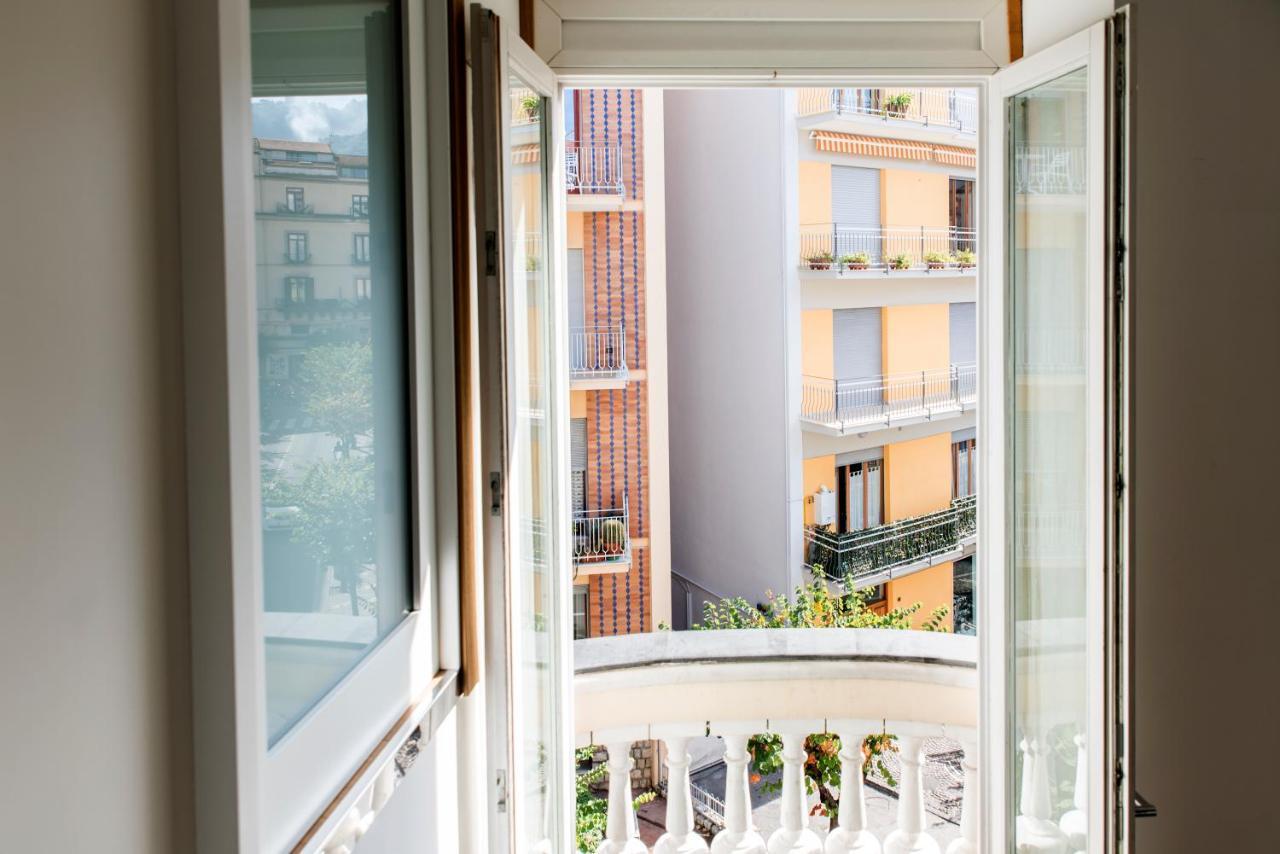 Agora Apartments Sorrento Exterior photo